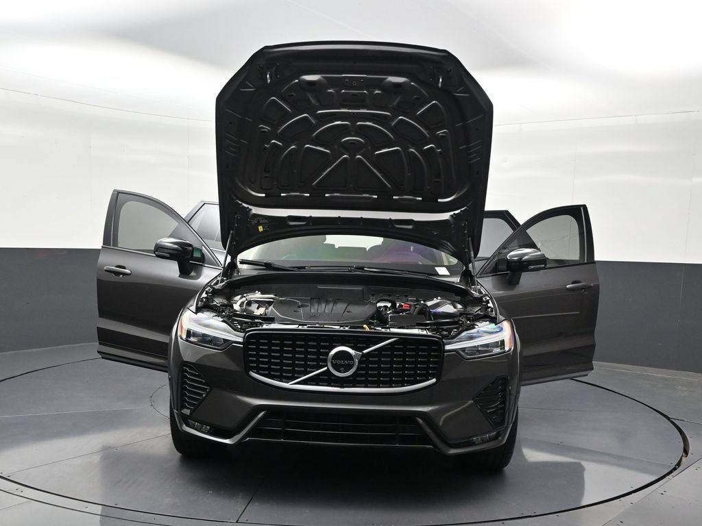 Used 2024 Volvo XC60 B5 Ultimate AWD/4WD image 37