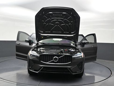 Used 2024 Volvo XC60 B5 Ultimate AWD/4WD image 37
