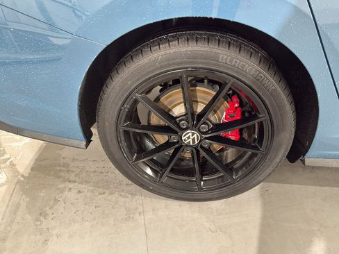 Used 2025 Volkswagen Jetta GLI Autobahn image 10