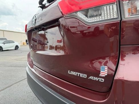 Used 2017 Toyota Highlander Limited AWD/4WD image 14