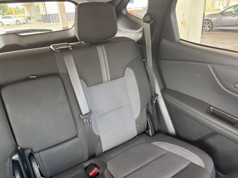 Used 2025 Chevrolet Blazer LT FWD image 38
