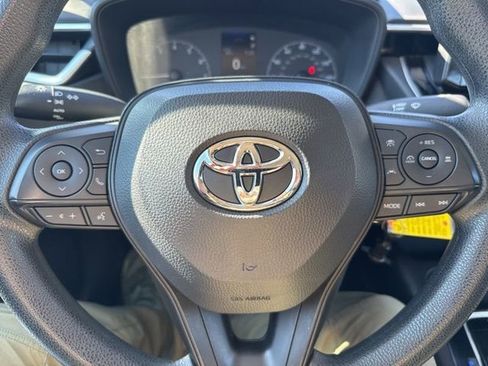Used 2024 Toyota Corolla LE image 14