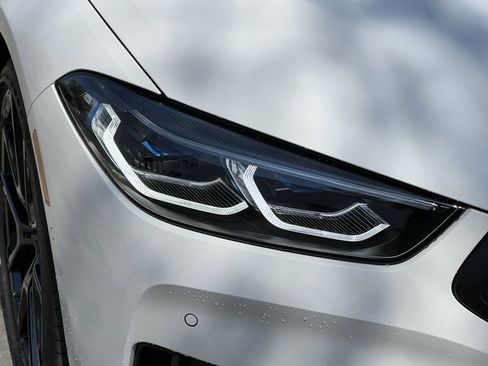 Used 2023 BMW M850i xDrive Convertible image 11