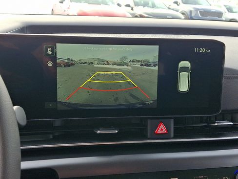 New 2026 Kia Carnival LX image 16