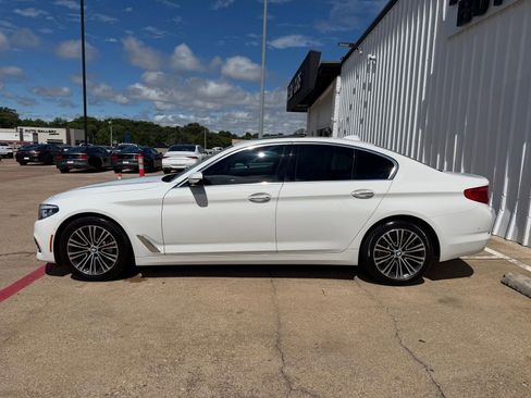 Used 2017 BMW 530i w/ Driving Assistance Package RWD image 3
