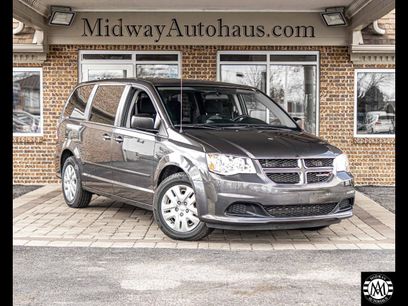 Used 2017 Dodge Grand Caravan SE w/ Power Window Group