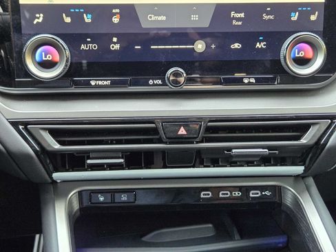 Used 2025 Lexus TX 350 AWD w/ Technology Package image 20