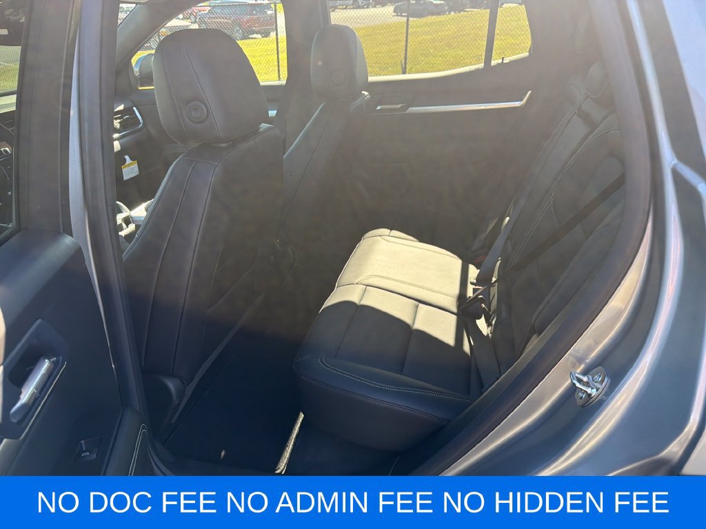 Used 2026 GMC Terrain Elevation w/ Elevation Premium Package FWD image 25