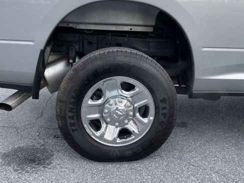 Used 2024 RAM 2500 Big Horn w/ Bed Utility Group image 11