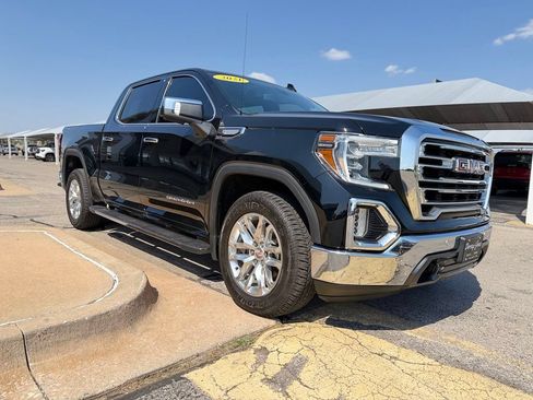 Used 2021 GMC Sierra 1500 SLT AWD/4WD image 3