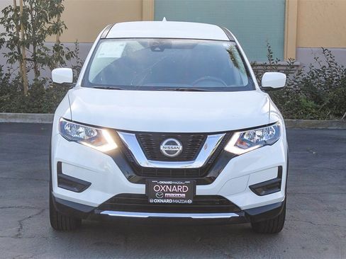 Used 2020 Nissan Rogue S image 2