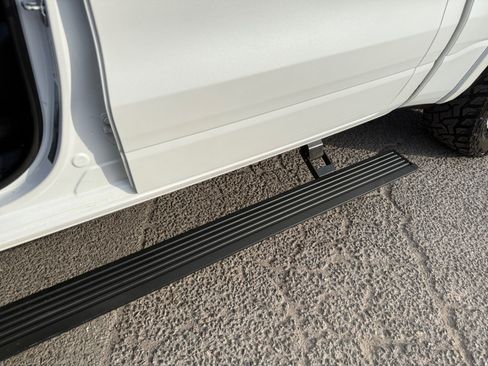 Used 2021 RAM 1500 Limited AWD/4WD image 13