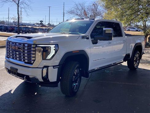 Used 2025 GMC Sierra 2500 Denali w/ Denali Reserve Package image 5