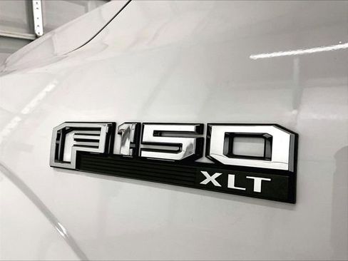 Used 2019 Ford F150 XLT w/ Equipment Group 302A Luxury AWD/4WD image 13