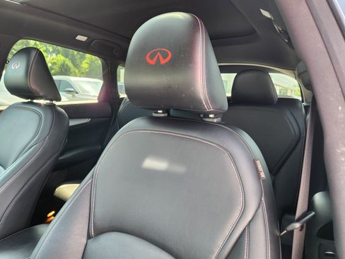 Used 2020 INFINITI QX50 Essential w/ Edition 30 Package AWD/4WD image 11