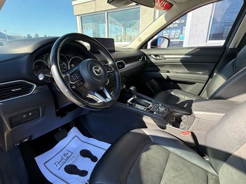 Used 2021 MAZDA CX-5 Touring image 9