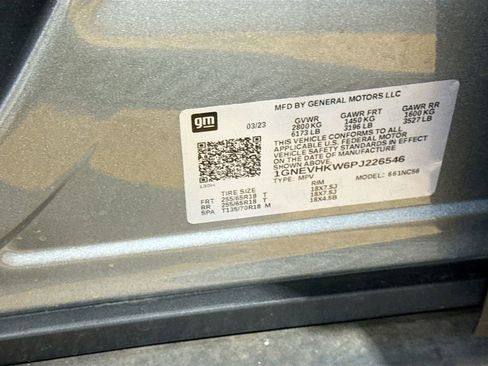 Used 2023 Chevrolet Traverse LT w/ LPO, Floor Liner Package image 33