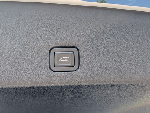 Used 2023 Cadillac XT6 Luxury w/ LPO, Floor Liner Package image 29