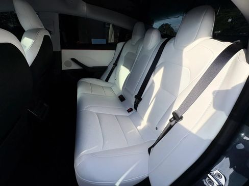 Used 2024 Tesla Model 3 Standard Range RWD image 15
