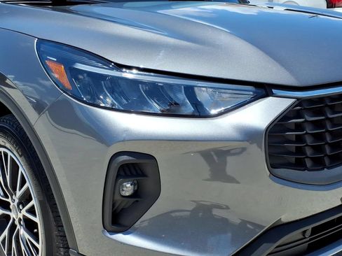Used 2024 Ford Escape SE FWD image 12