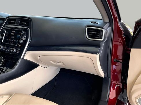 Used 2021 Nissan Maxima Platinum w/ Sport Mat Group FWD image 20
