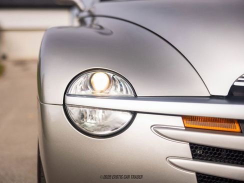 Used 2005 Chevrolet SSR w/ Preferred Equipment Group image 77