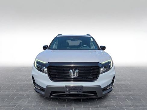 Used 2025 Honda Passport Black Edition image 2