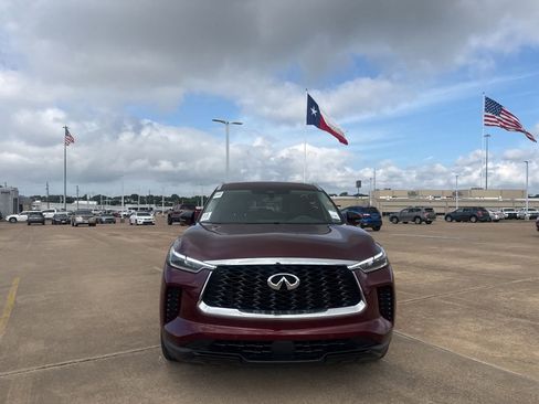 Used 2023 INFINITI QX60 Luxe w/ Cargo Package FWD image 4