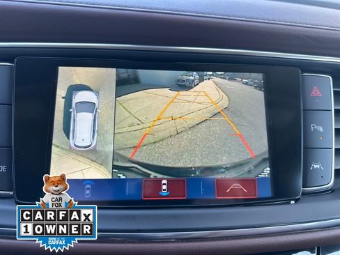 Used 2019 Buick Enclave Avenir w/ Avenir Technology Package image 10
