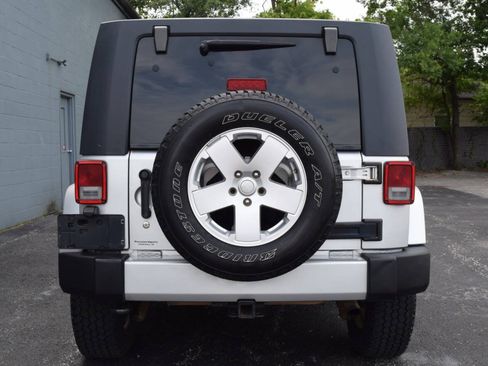 Used 2010 Jeep Wrangler Unlimited Sahara w/ Trailer Tow Group AWD/4WD image 13