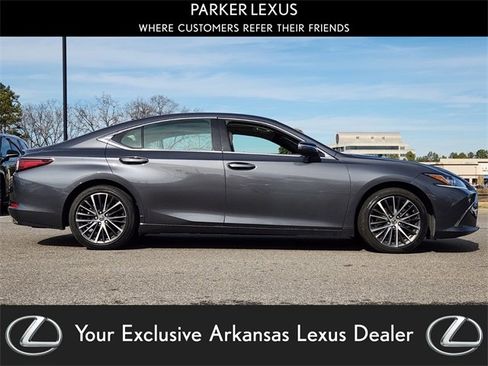 Used 2023 Lexus ES 350 w/ Premium Package image 2