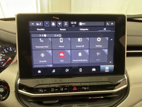 Used 2024 Jeep Compass Limited image 14