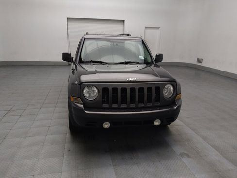 Used 2016 Jeep Patriot Latitude image 14