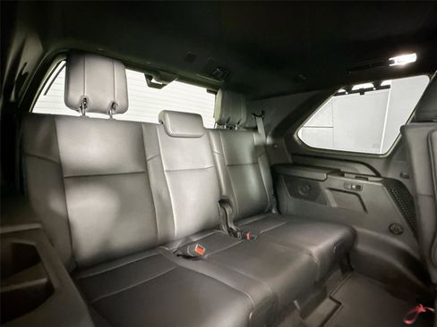 Certified 2025 Toyota Sequoia Platinum image 56