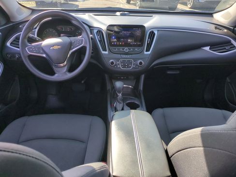 Used 2024 Chevrolet Malibu LT image 19