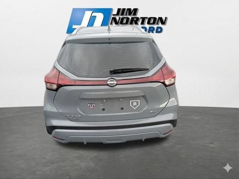 Used 2024 Nissan Kicks SV FWD image 8
