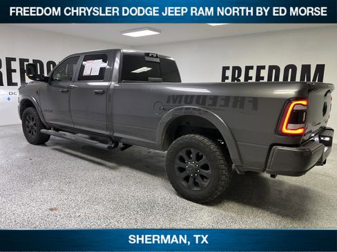Used 2022 RAM 3500 Laramie w/ Night Edition image 5
