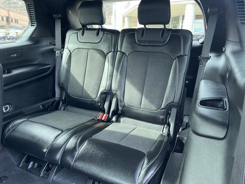 Used 2023 Jeep Grand Cherokee L Laredo image 15