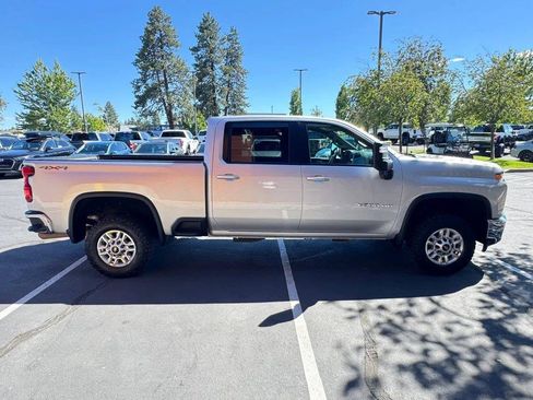 Used 2022 Chevrolet Silverado 2500 LT w/ All Star Edition AWD/4WD image 6