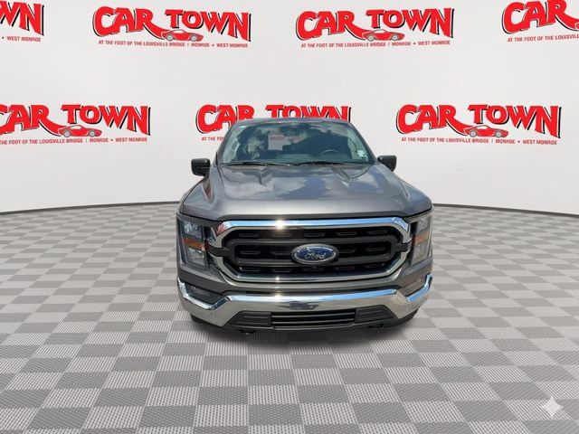 Used 2023 Ford F150 XLT AWD/4WD image 3