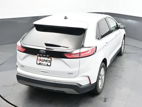 Used 2024 Ford Edge SEL AWD/4WD image 30