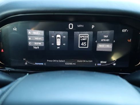 Used 2024 Jeep Grand Wagoneer Series II w/ Quick Order Packagew 28T image 17