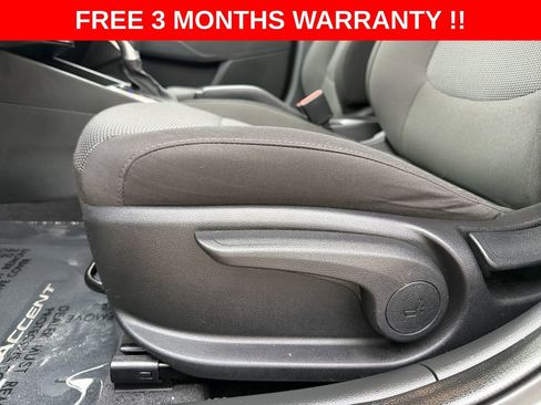 Used 2021 Hyundai Accent SE image 13