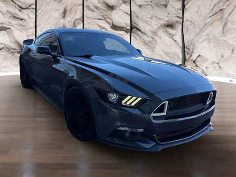 Used 2017 Ford Mustang Coupe w/ Ecoboost Performance Package RWD image 21