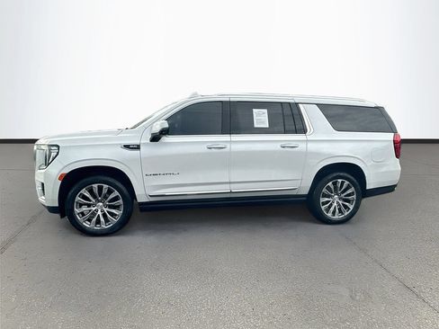 Used 2021 GMC Yukon XL Denali w/ Denali Premium Package RWD image 4