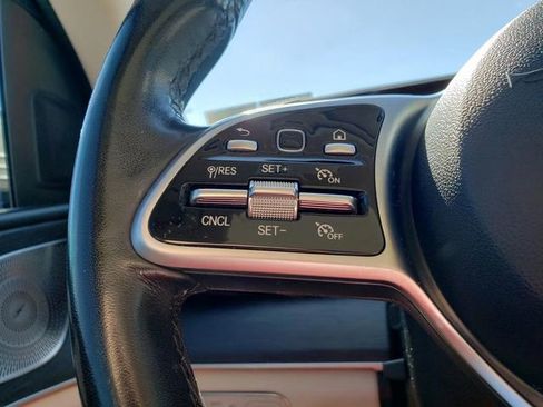 Used 2021 Mercedes-Benz GLS 450 GLS 450 image 24