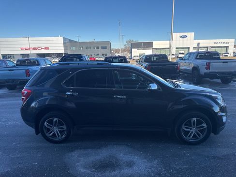 Used 2016 Chevrolet Equinox LTZ image 5