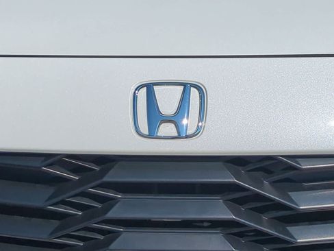 Used 2023 Honda HR-V Sport image 11