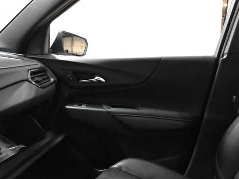 Used 2022 Chevrolet Equinox RS w/ RS Leather Package image 21