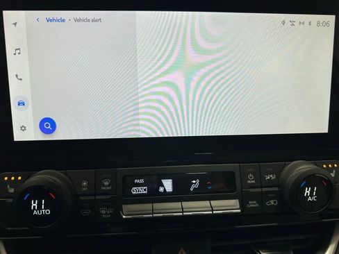 Used 2025 Toyota Grand Highlander AWD image 34